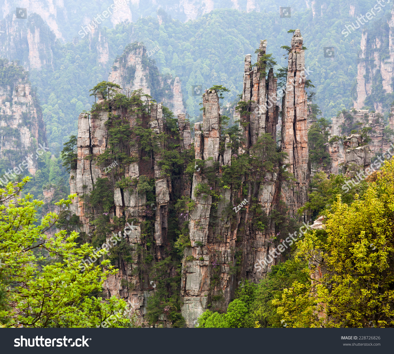 Icons & Insights Zhangjiajie Day Tour B