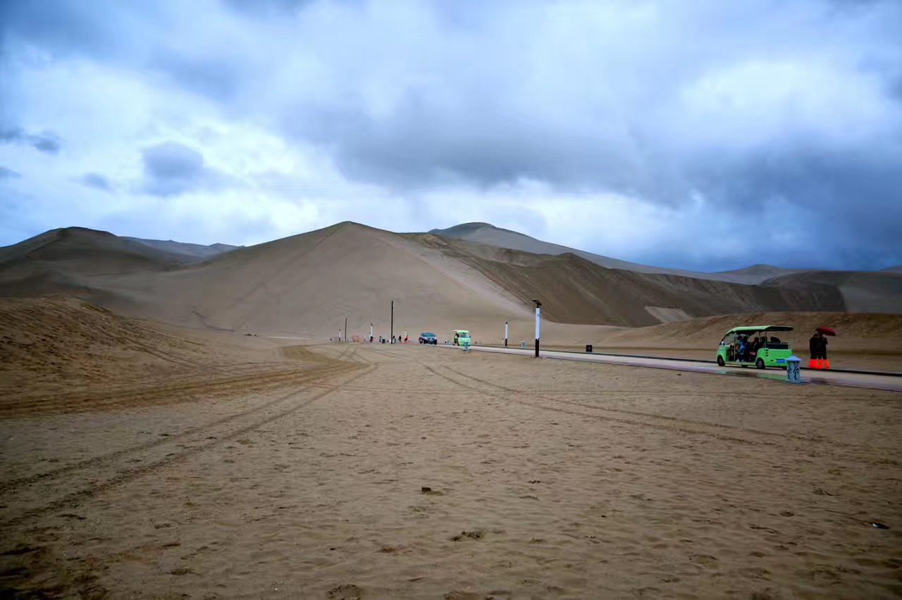 Icons & Insights Silk Road (Dunhuang-Urumqi-Kashgar) Day Tour B