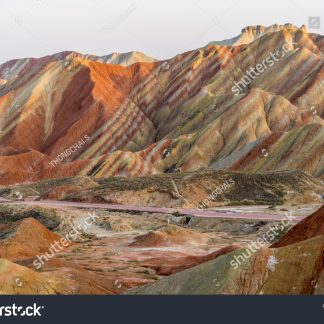 Lanzhou & Zhangye Danxia 2-Day Rainbow Mountains Tour