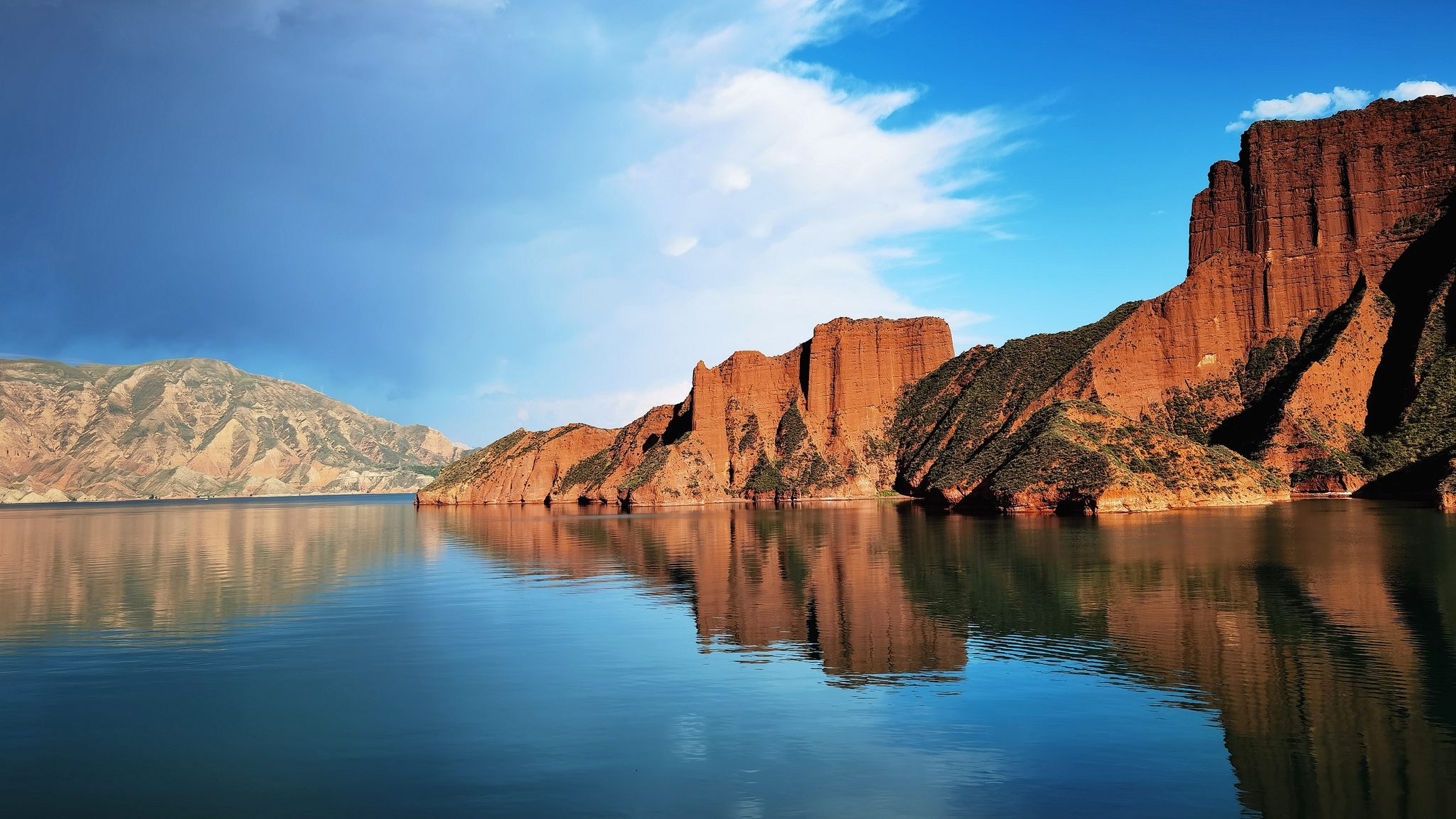 Qinghai & Gansu Loop & Beyond: Silk Road Odyssey 11-Day China Tour