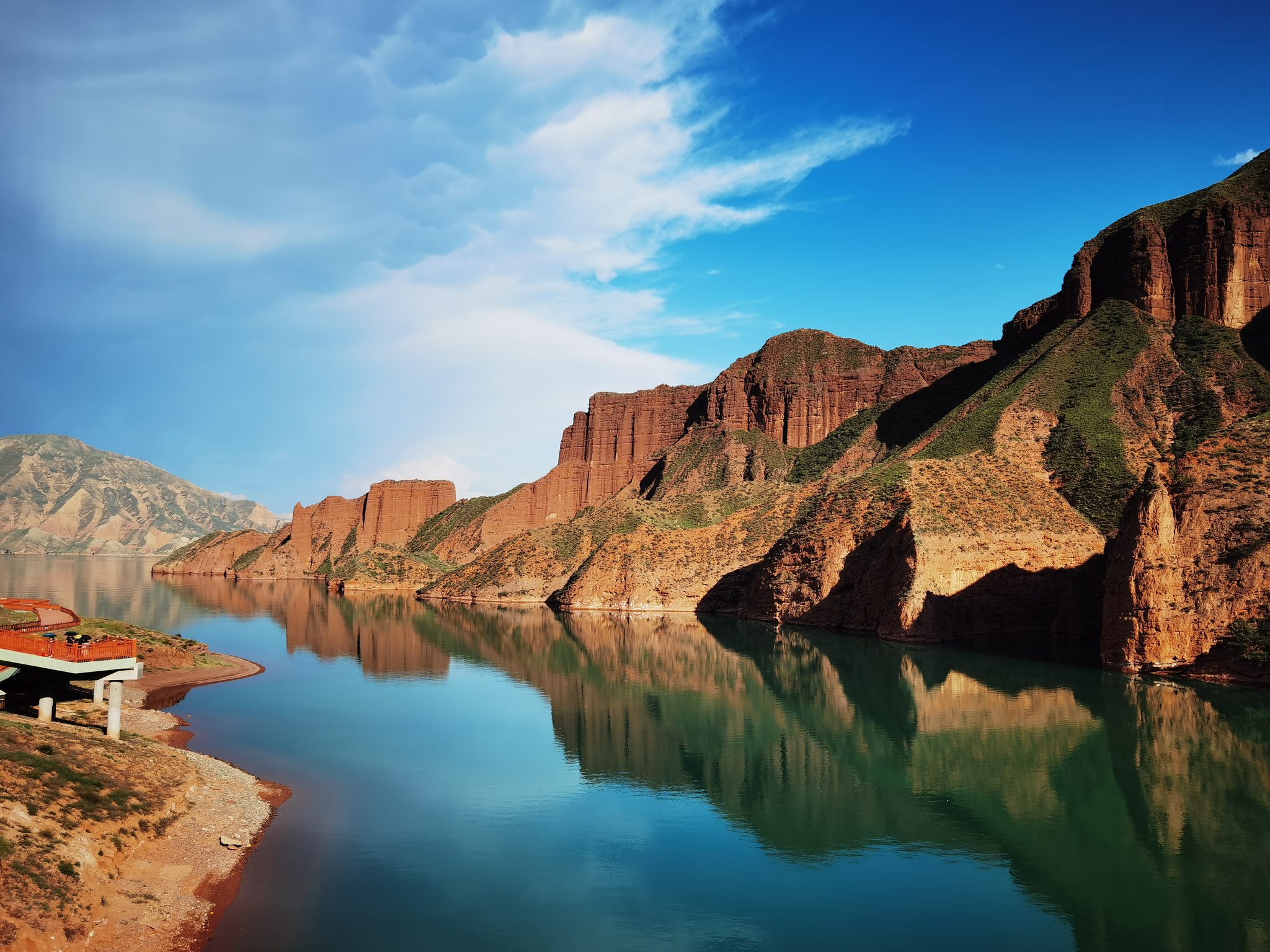 Qinghai & Gansu Loop & Beyond: Tibetan Plateau 11-Day China Tour