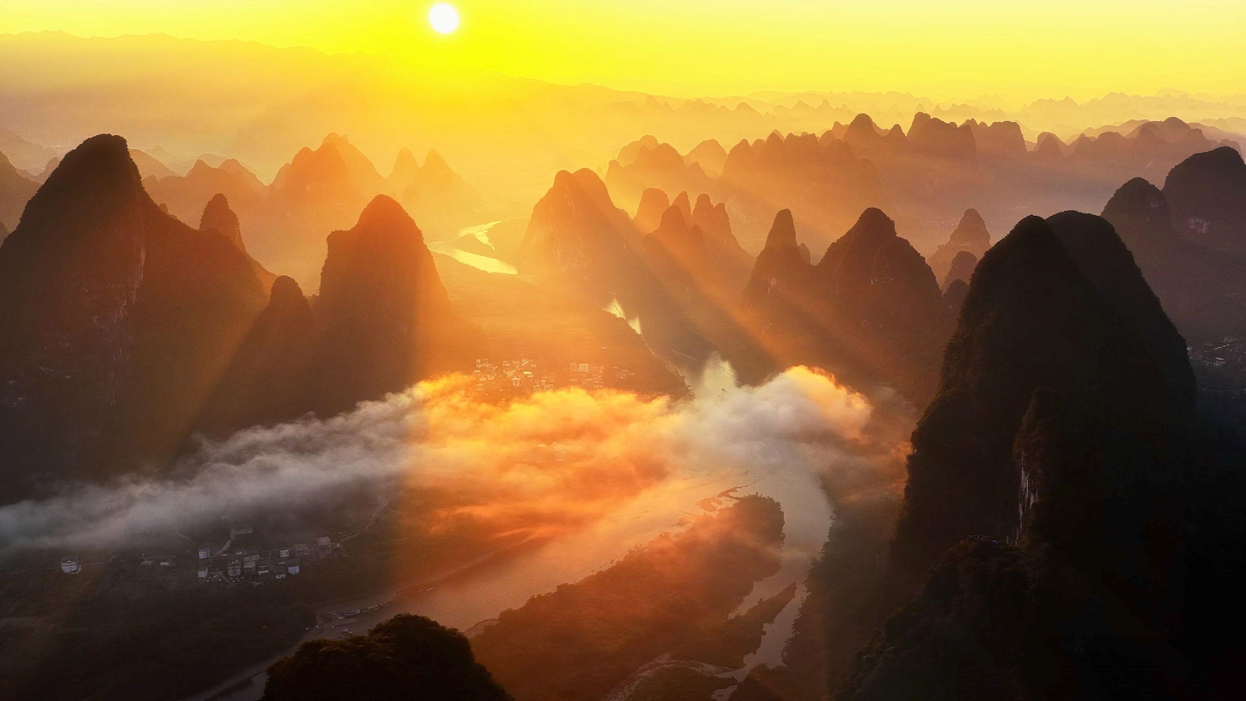 Guilin & Beyond: Panda & Spicy Sichuan 15-Day China Tour IV
