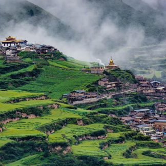 Guizhou & Beyond: Minority Villages Trail 15-Day China Tour