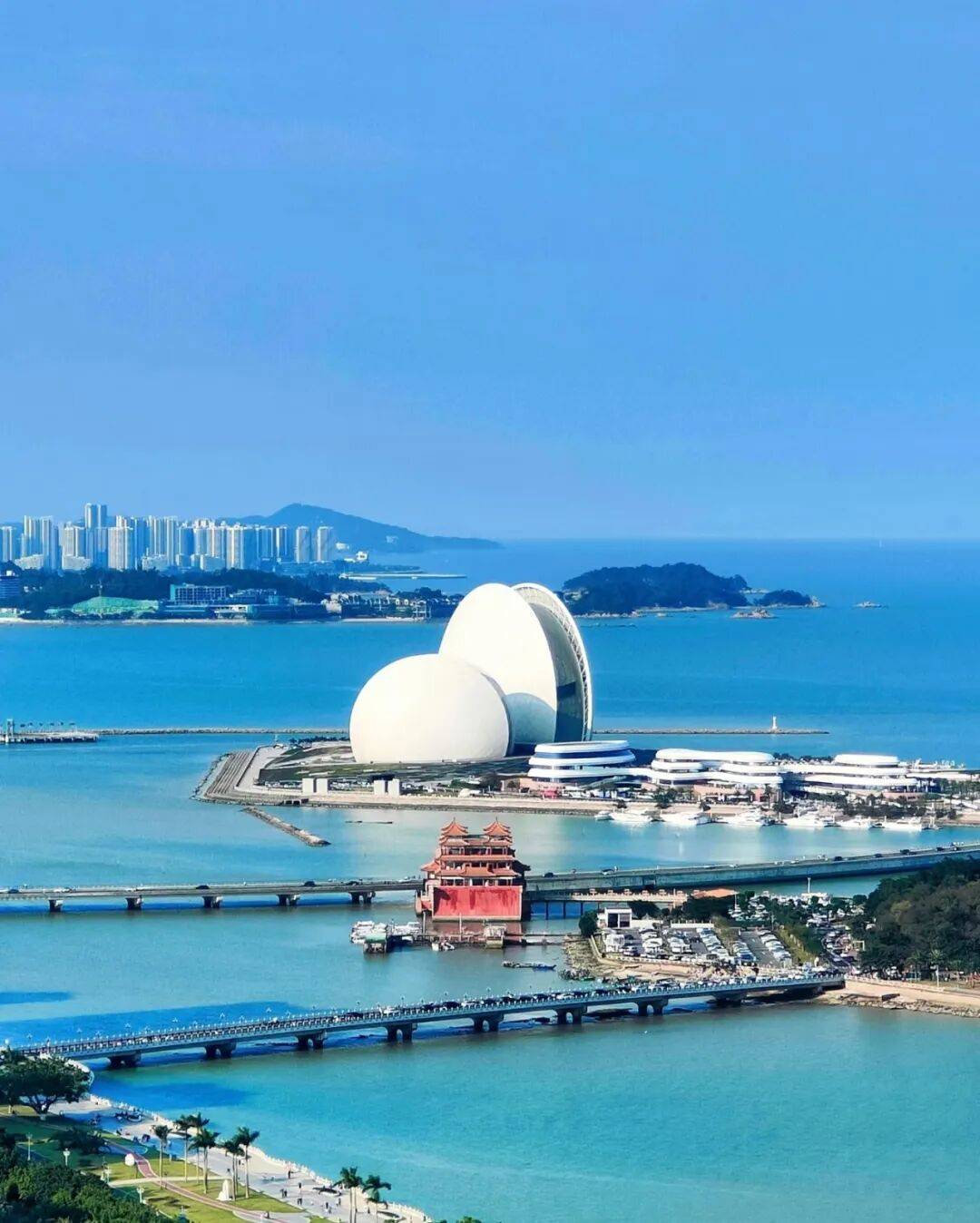 Xiamen & Fujian Coast & Beyond: Coastal Charms 15-Day China Tour