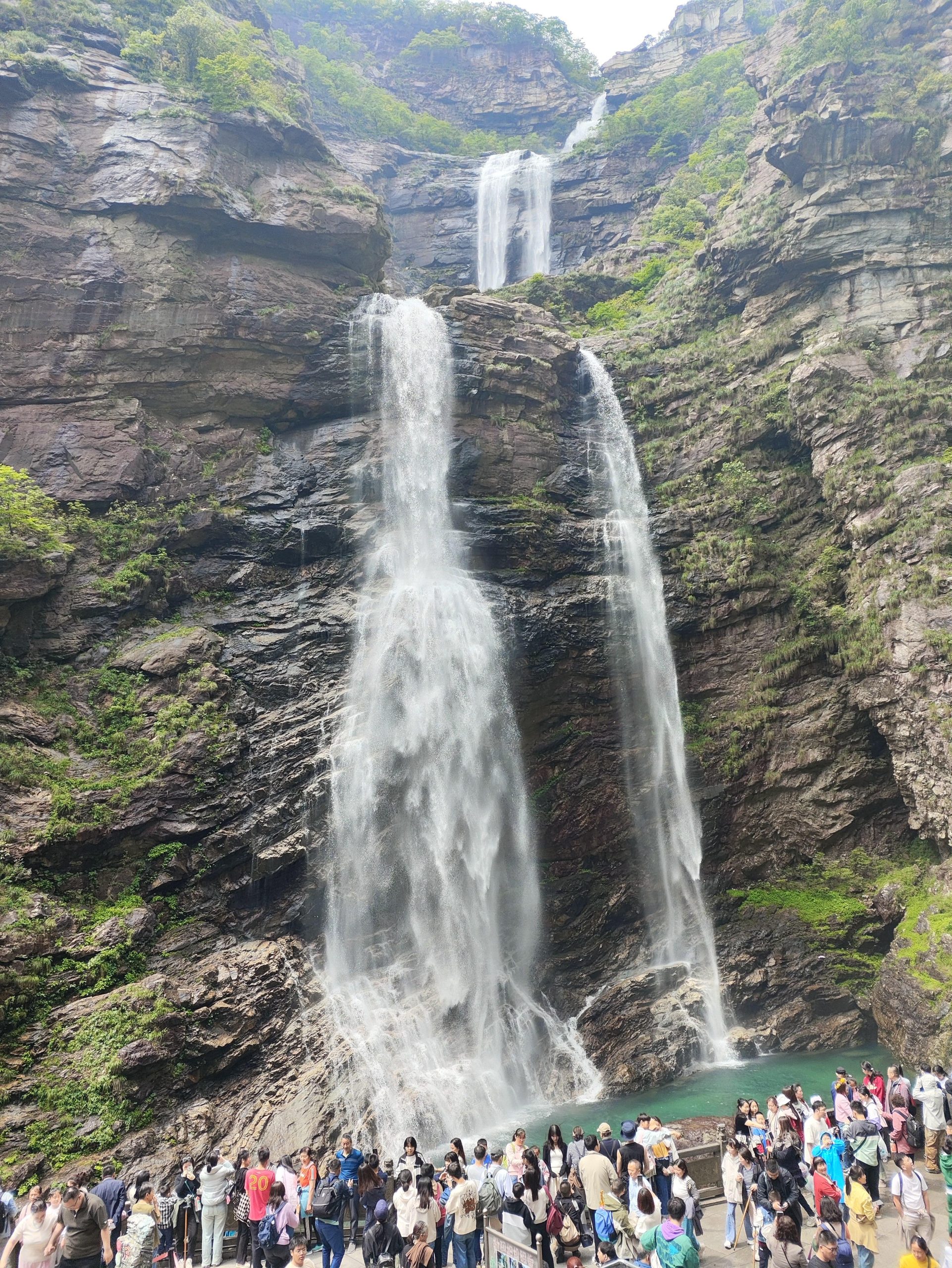 Luoyang & Henan & Beyond: Imperial Heritage 13-Day China Tour IV