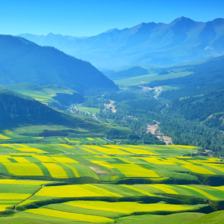 Qinghai & Gansu Loop & Beyond: Tibetan Plateau 3-Day China Tour III