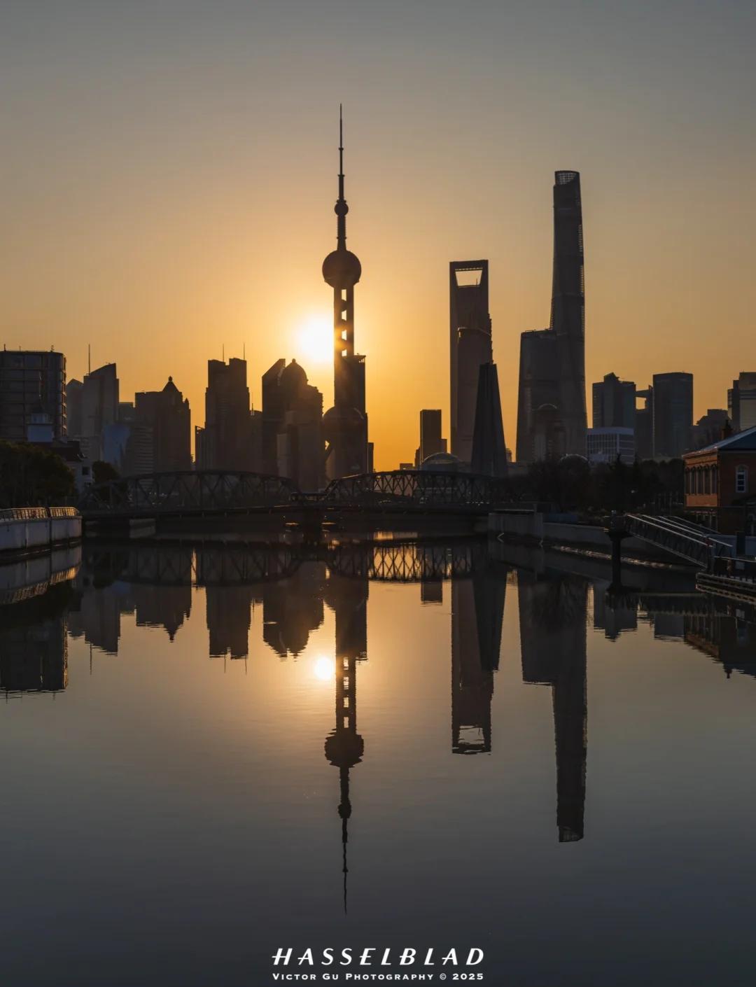 Shanghai & Beyond: Classic Golden Triangle 3-Day China Tour II