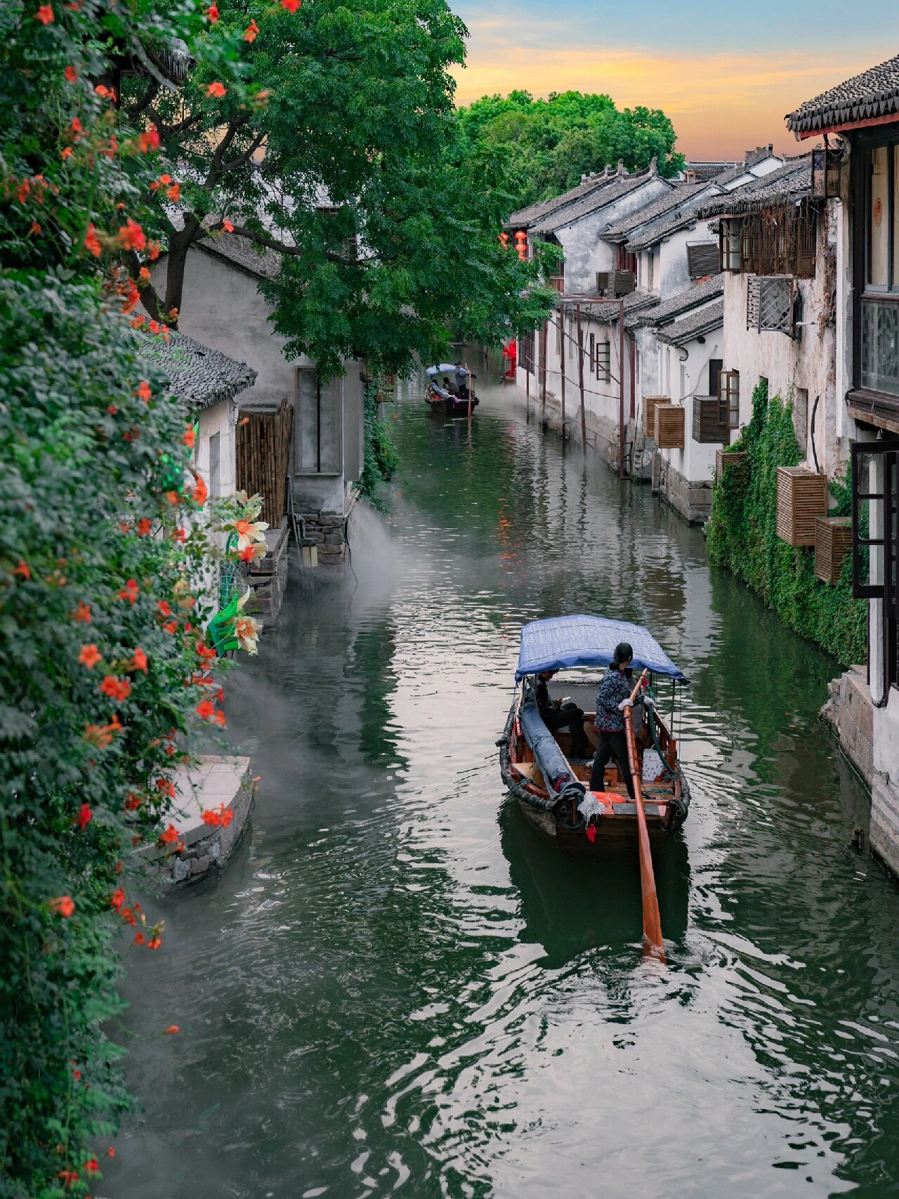 Suzhou & Beyond: Garden & Water Towns 7-Day China Tour II