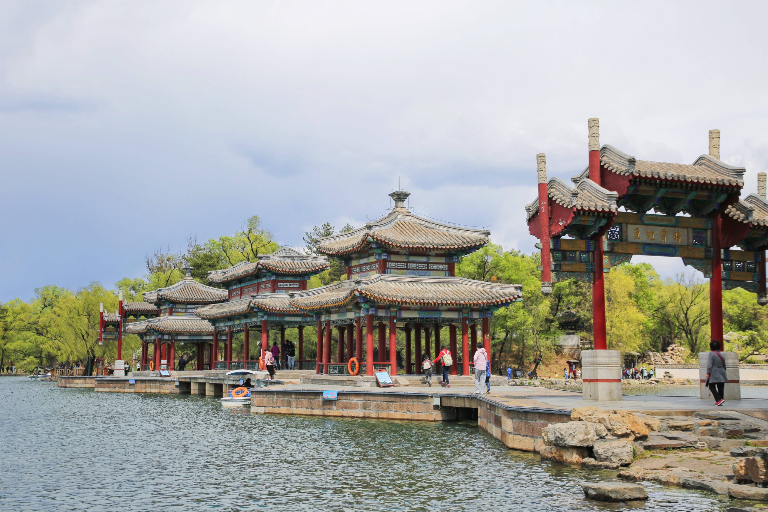 Shanghai & Beyond: Metropolis to Mountains 7-Day China Tour