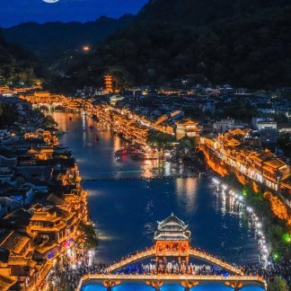 Zhangjiajie & Beyond: Avatar & Phoenix Lands 7-Day China Tour
