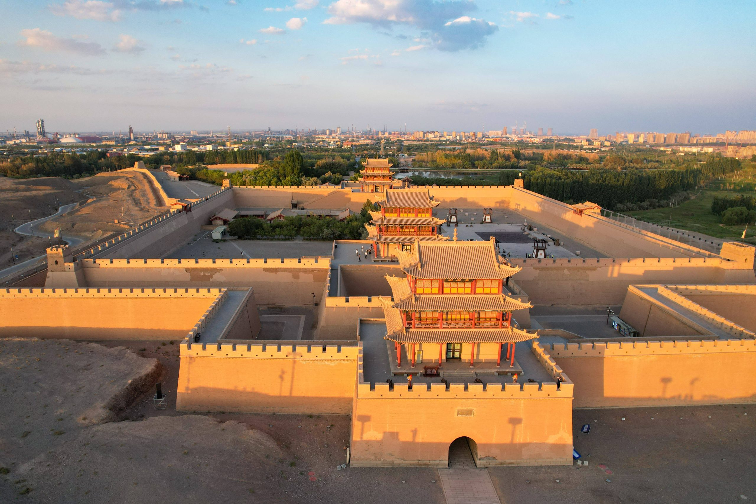 Qinghai & Gansu Loop & Beyond: Silk Road Odyssey 7-Day China Tour II