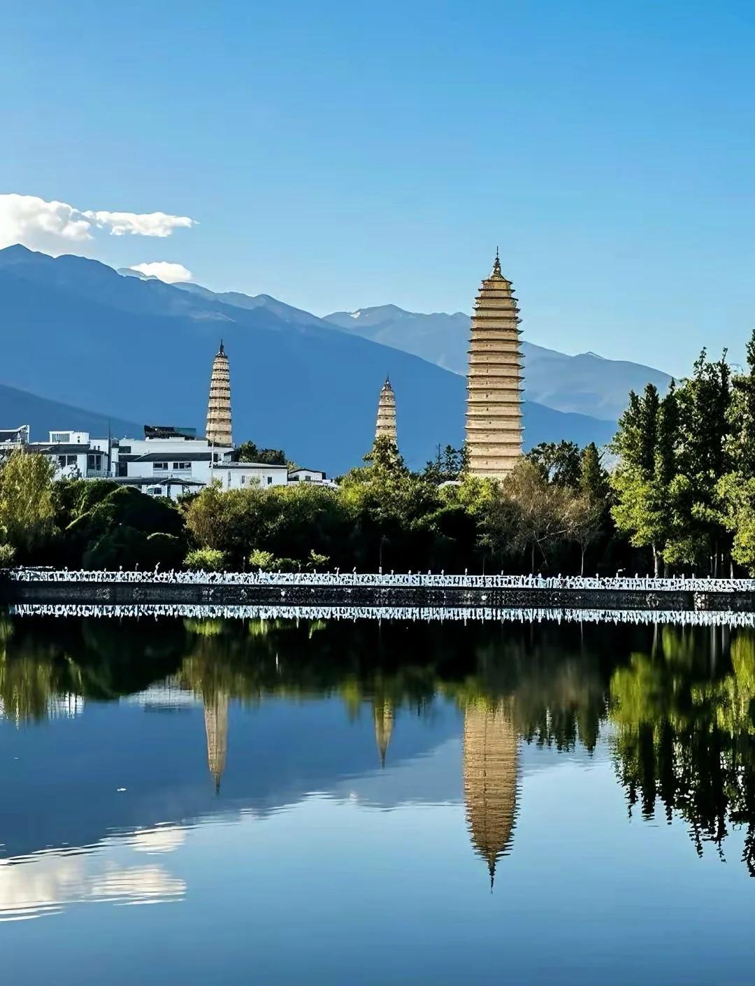 Hainan & Beyond: Island & Rainforest 9-Day China Tour