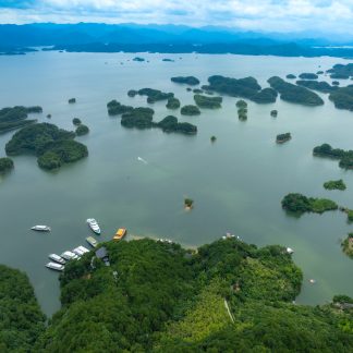 Yangtze Delta Depth & Beyond: Garden & Water Towns 9-Day China Tour IV