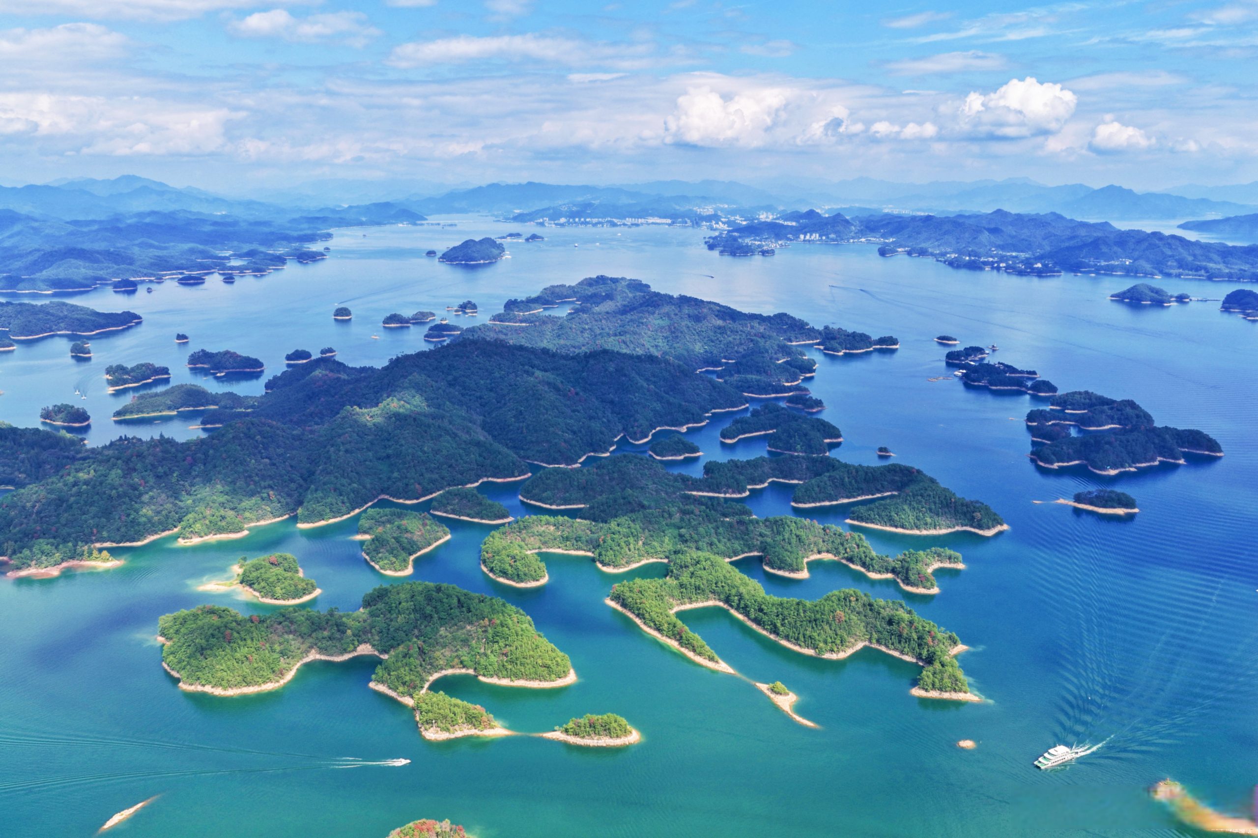 Yangtze Delta Depth & Beyond: Garden & Water Towns 9-Day China Tour III