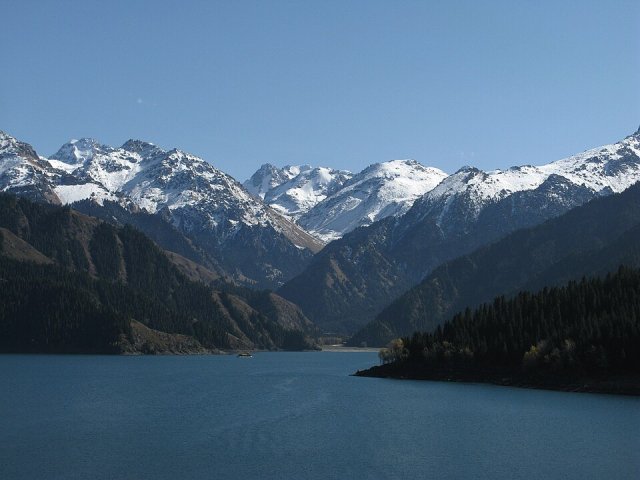 Tianshan Tianchi, China